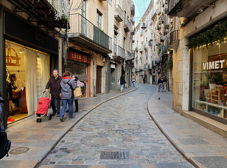 Places de Girona. Pla&ccedil;a de l'U d'octubre de 2017