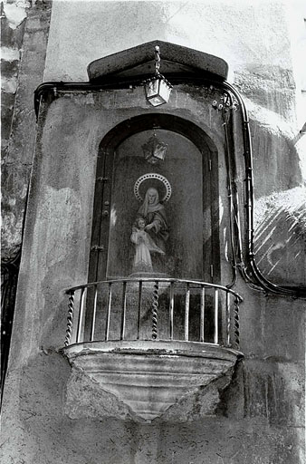 Forn&iacute;cula de Santa Anna, al carrer Ballesteries n&uacute;m. 2. 1991