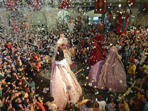 Fires de Sant Narc&iacute;s 2024. Ball de l'&Agrave;liga, capgrossos i gegants