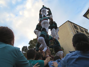 Fires 2025. Els Castells de Vig&iacute;lia amb els Marrecs de Salt i la Colla Castellera Esperxats de l'Estany
