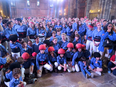Fires de Sant Narc&iacute;s 2025. Pilar a les escales de la Catedral