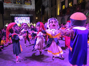 Ball de l'&agrave;liga, capgrossos i gegants