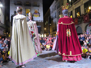 Ball de l'&agrave;liga, capgrossos i gegants