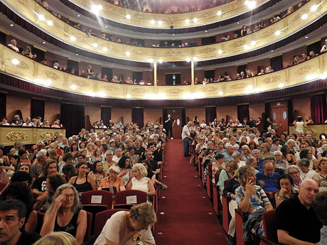 Festival Fitag 2025. Inauguraci&oacute; al Teatre Municipal de Girona