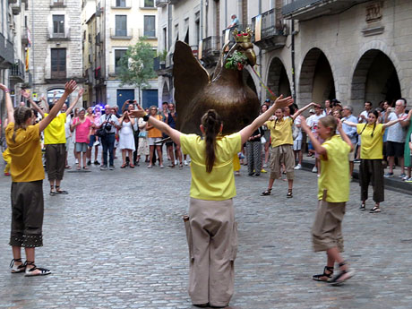 Balls a la pla&ccedil;a del Vi
