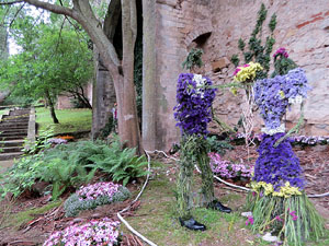 Temps de Flors 2026. Passeig Arqueo&ograve;gic, entrada claustre