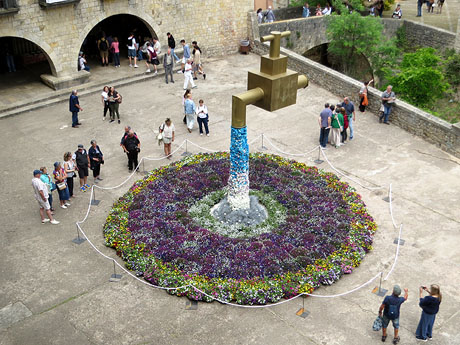Temps de Flors 2026. Pla&ccedil;a dels Jurats