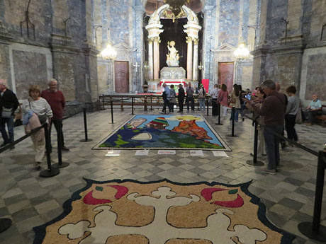 Temps de Flors 2026. Bas&iacute;lica de Sant Feliu (interior)