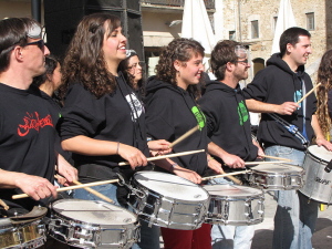 Ampliar