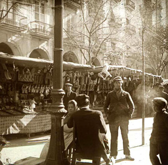 Fires i festes de Sant Narc&iacute;s. Diferents parades i atraccions situades a la Pla&ccedil;a de Sant Agust&iacute;