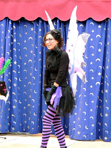 Espectacle de pallassos al Mercadal