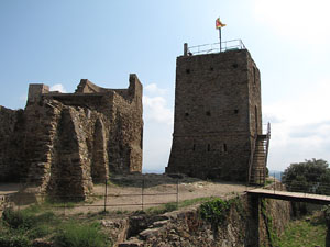 Conjunt arquitect&ograve;nic del castell de Sant Miquel
