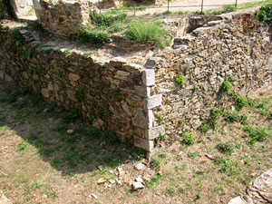 Conjunt arquitect&ograve;nic del castell de Sant Miquel