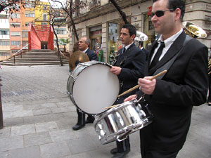 Cercavila de la banda de m&uacute;sica La Lira