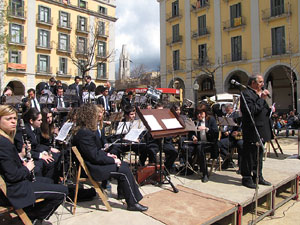 Concert de la banda La Lira a la pla&ccedil;a de la Independ&egrave;ncia