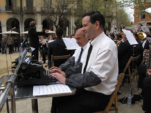 Concert de la banda La Lira a la pla&ccedil;a de la Independ&egrave;ncia