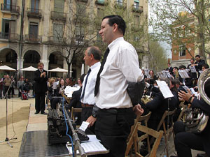 Concert de la banda La Lira a la pla&ccedil;a de la Independ&egrave;ncia