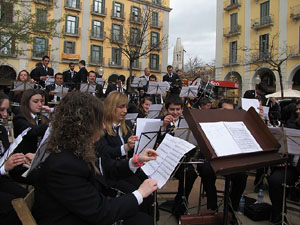Concert de la banda La Lira a la pla&ccedil;a de la Independ&egrave;ncia