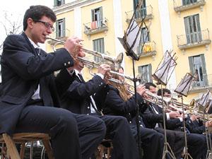 Concert de la banda La Lira a la pla&ccedil;a de la Independ&egrave;ncia