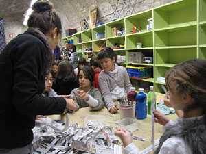 Taller de decoraci&oacute; nadalenca al Museu d'Art