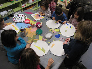 Taller de decoraci&oacute; nadalenca al Museu d'Art