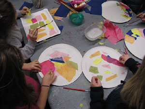 Taller de decoraci&oacute; nadalenca al Museu d'Art