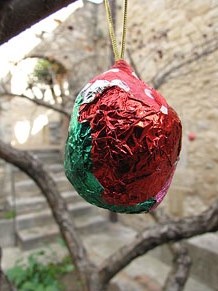 Taller de decoraci&oacute; nadalenca al Museu d'Art de Girona