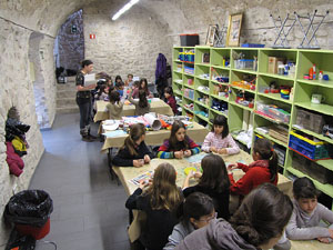 Taller de decoraci&oacute; nadalenca al Museu d'Art