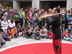 Espectacle de circ a c&agrave;rrec de CIRCO LOS