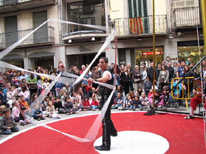 Espectacle de circ a c&agrave;rrec de CIRCO LOS