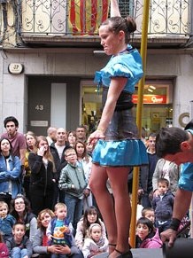 Espectacle de circ a c&agrave;rrec de CIRCO LOS