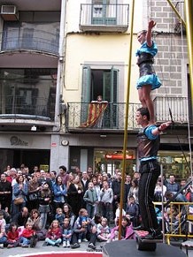 Espectacle de circ a c&agrave;rrec de CIRCO LOS