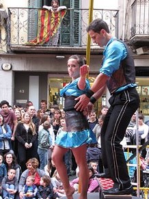 Espectacle de circ a c&agrave;rrec de CIRCO LOS