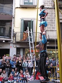 Espectacle de circ a c&agrave;rrec de CIRCO LOS
