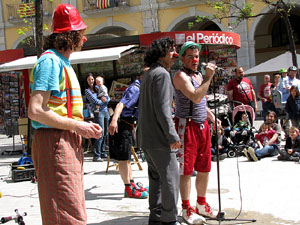 Espectacle de circ a c&agrave;rrec de MABSUTINS