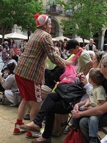 Espectacle de circ a c&agrave;rrec de MABSUTINS