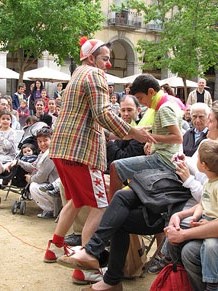 Espectacle de circ a c&agrave;rrec de MABSUTINS
