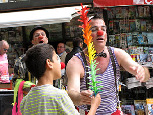 Espectacle de circ a c&agrave;rrec de MABSUTINS