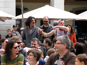 Espectacle de circ a c&agrave;rrec de MABSUTINS