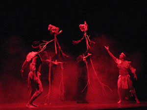 Espectacle Popol Vuh, soplo de vida. Cia. del Centro Cultural Jalil Gibran de Puebla (M&egrave;xic)