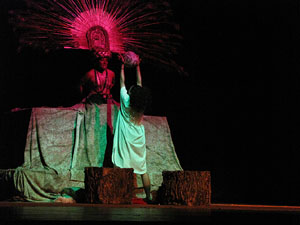 Espectacle Popol Vuh, soplo de vida. Cia. del Centro Cultural Jalil Gibran de Puebla (M&egrave;xic)