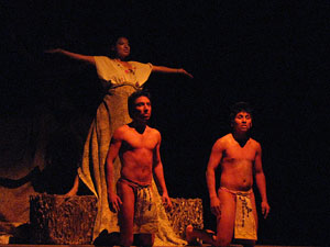 Espectacle Popol Vuh, soplo de vida. Cia. del Centro Cultural Jalil Gibran de Puebla (M&egrave;xic)