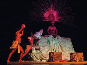 Espectacle Popol Vuh, soplo de vida. Cia. del Centro Cultural Jalil Gibran de Puebla (M&egrave;xic)