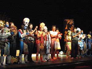 Espectacle Popol Vuh, soplo de vida. Cia. del Centro Cultural Jalil Gibran de Puebla (M&egrave;xic)