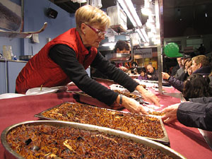Tastets gastron&ograve;mics al Mercat del Lle&oacute;