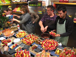 Tastets gastron&ograve;mics al Mercat del Lle&oacute;