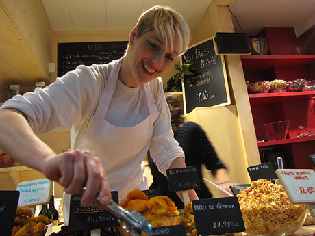 Girona 10 2013. Tastets gastron&ograve;mics al Mercat del Lle&oacute;