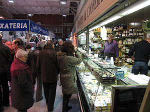 Tastets gastron&ograve;mics al Mercat del Lle&oacute;