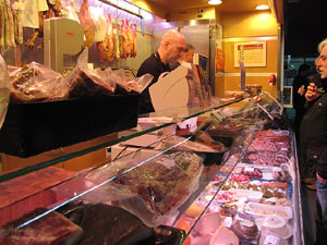 Tastets gastron&ograve;mics al Mercat del Lle&oacute;