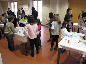 Taller de baldufes de Hanukk&agrave; al centre Bonastruc &ccedil;a Porta - Museu d'Hist&ograve;ria dels Jueus de Girona 